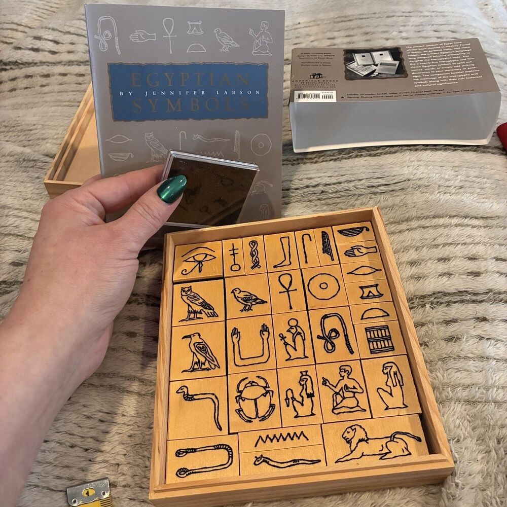 *NEW Egyptian Symbols Hieroglyphics Rubber Stamp Set by Chronicle Books 29 pcs - Picture 5 of 6